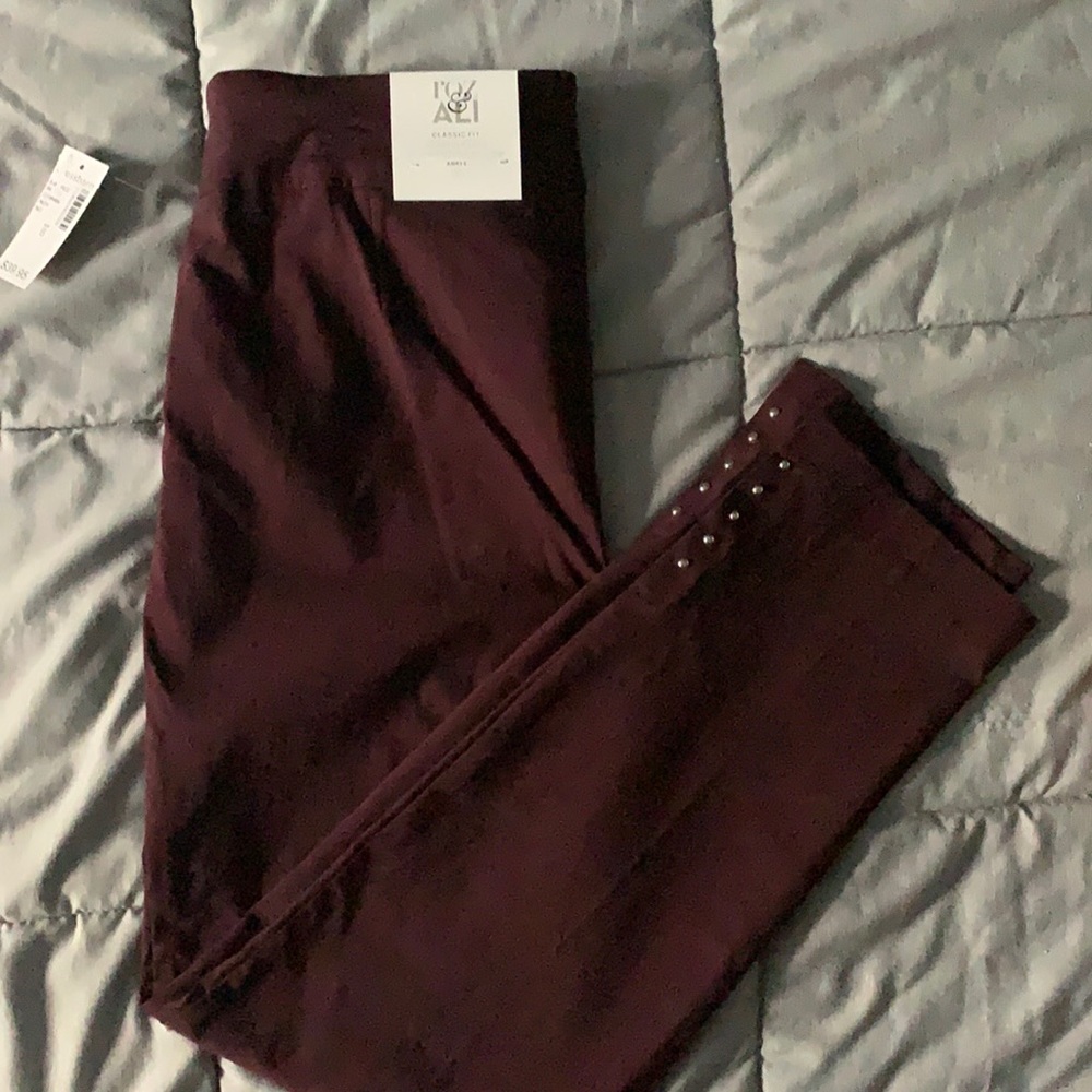 NWT. Maroon/Purple Capri pants